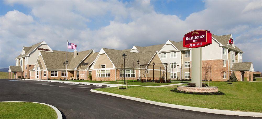 Hotel Carlisle & Embers Convention Center Exterior foto